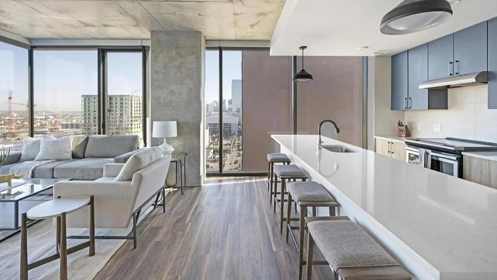 Landing Modern Apartment With Amazing Amenities Nashville